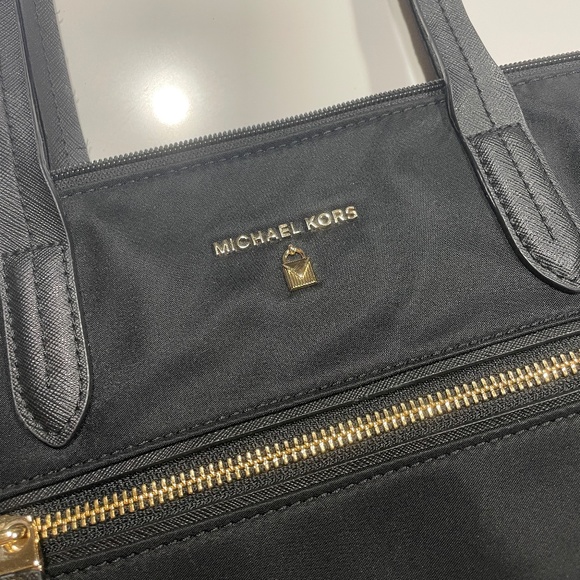 MICHAEL KORS Nylon Leather-Trimmed Tote - Picture 3 of 10